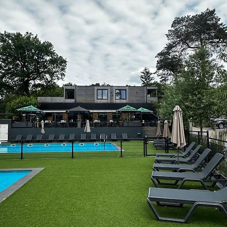 Sfeervolle Blokhut Op De Veluwe Op Recreatiepark Topparken In Beekbergen Met Vrije Tuin En Eigen Parkeerplaats Luaran gambar